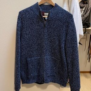 Men’s zippered knit sweater jacket. Navy w two pockets. Fresh.